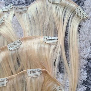 🆕️18 inch 5pc Clip in Hair Extensions Full Set 🌾 So Much Fun